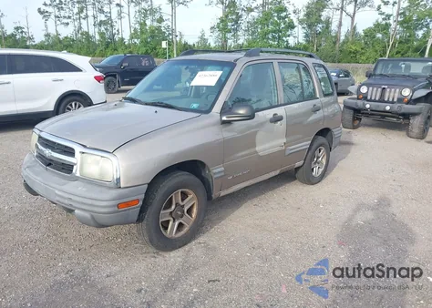 2003 Chevrolet Tracker Hard Top Base from USA, damaged, VIN 2CNBJ13C436944408